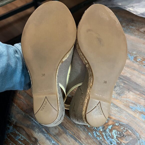 Vintage Prada Taupe and Cream/White Wedges, SZ 38 - Picture 7 of 7